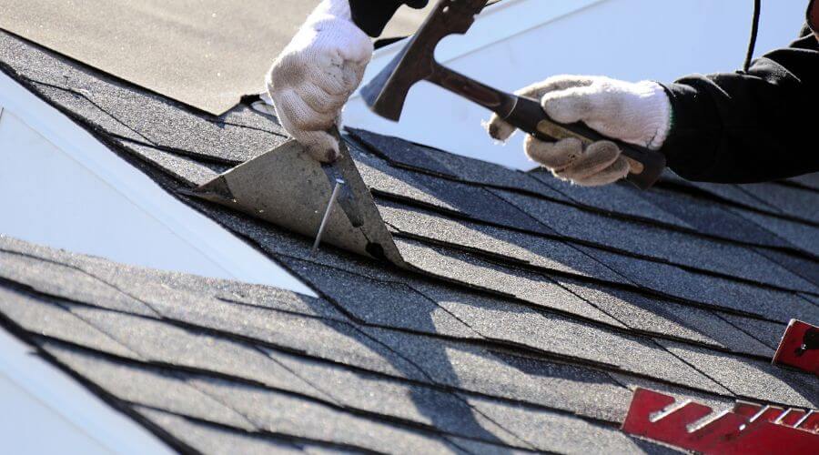 Professional Flat Roofing Installation in Earl Park, IN